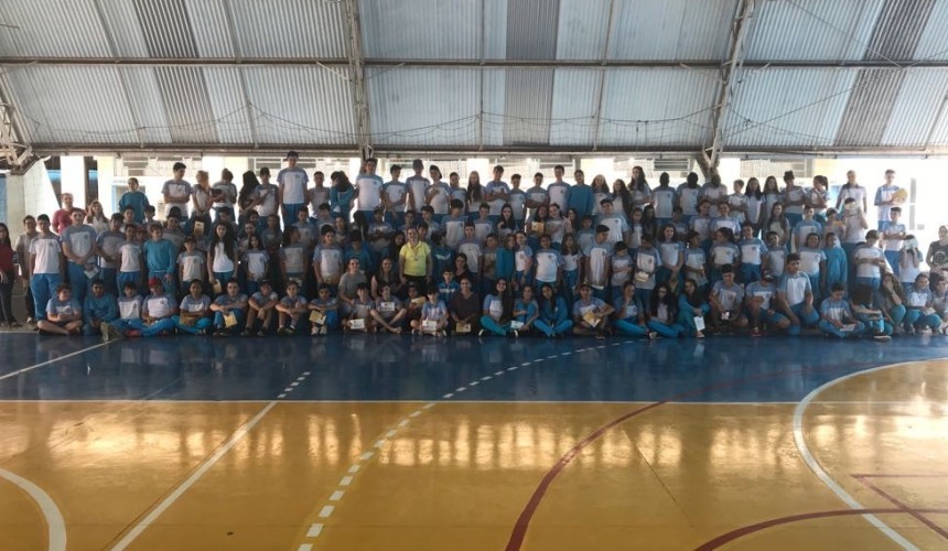 Salto do Lontra: Campanha Setembro Amarelo leva palestras de prevenção ao suicídio nas escolas