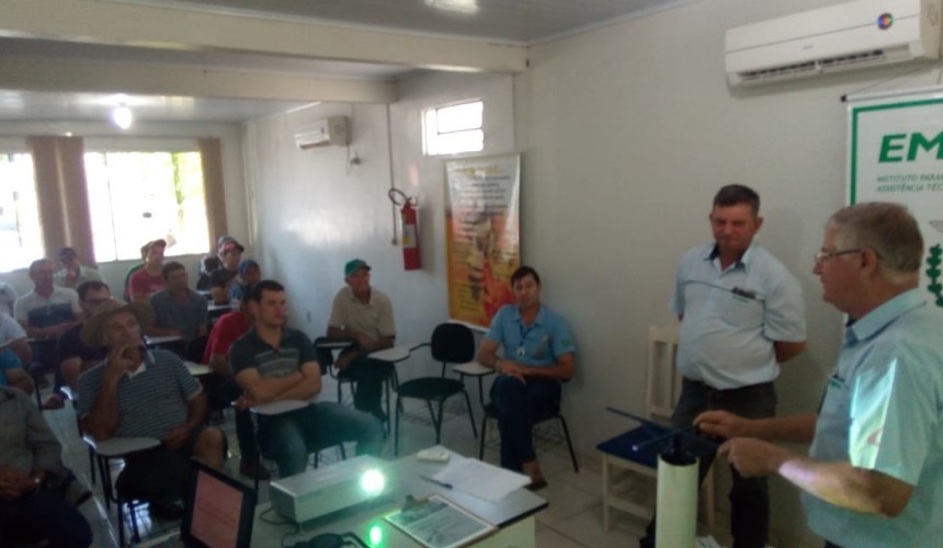 Curso de apicultura é oferecido à pequenos produtores de Capitão