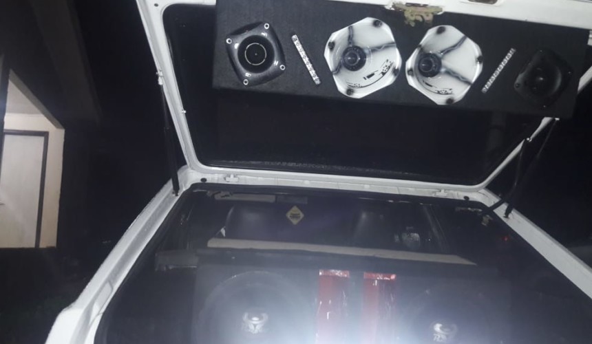 PM apreende som automotivo e recolhe veículo por perturbação de sossego em Capitão