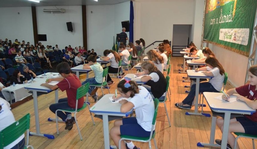 Final do “Escrevendo com o Sicredi” reúne pais, alunos e professores na Casa da Cultura em Capitão