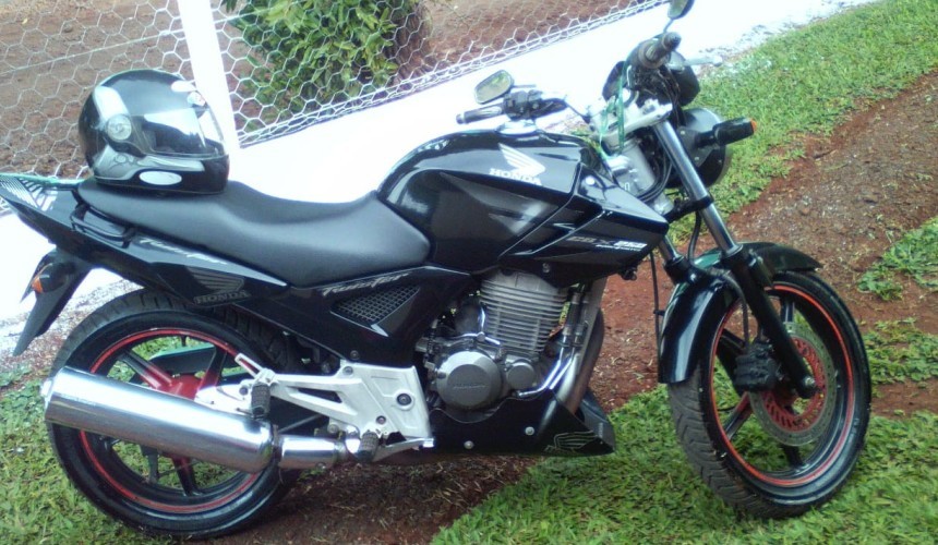 Moto é furtada no interior de Capanema