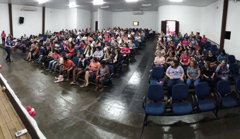 Cerca de 150 mulheres participaram da Noite Rosa em Capitão