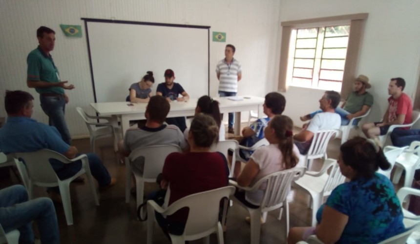 Alimentos produzidos no campo vão abastecer escolas  e feira do produtor deverá ser retomada em  Capitão