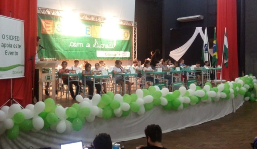 Iniciado em Capitão, Escrevendo com o Sicredi chega a Realeza