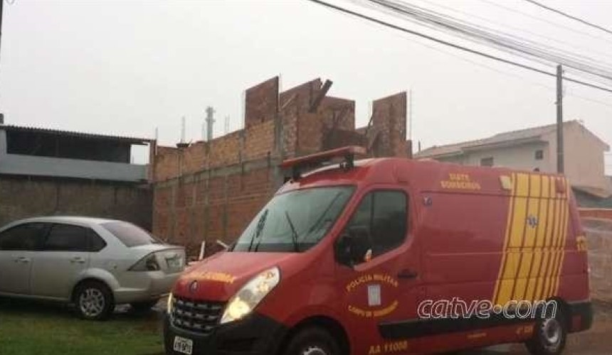 Jovem de 23 anos é atingido por raio em Cascavel