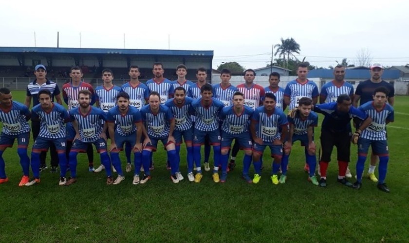 Capitão perde em casa e está fora do campeonato da AMOP