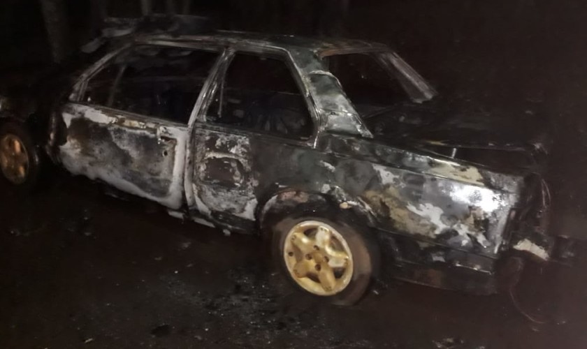 Incêndio em veiculo mobiliza Bombeiros de Capitão