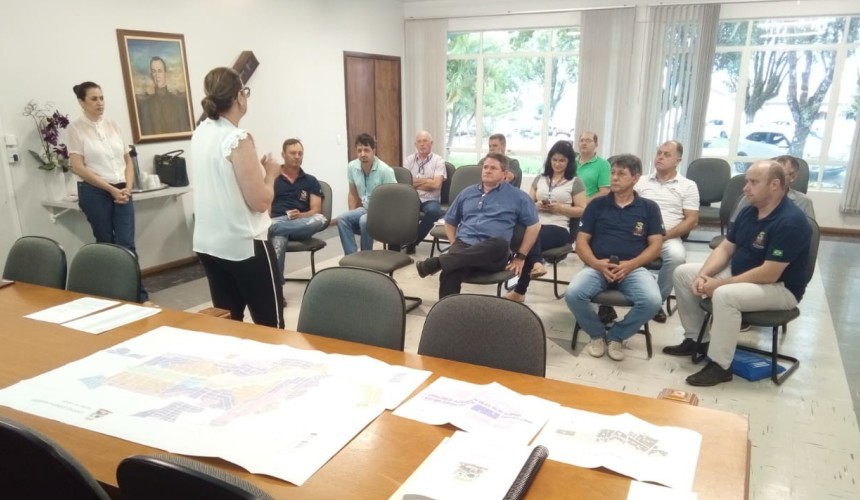 Reunião discutiu mudanças no Código tributário do município de Capitão