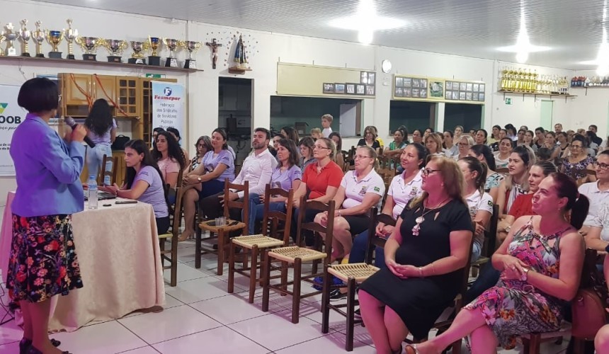Casos de violência contra mulher é tema de palestra em Capitão