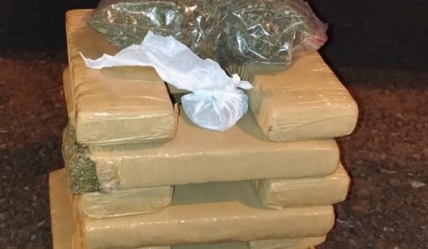 PRF realiza apreensão de drogas em Realeza  durante operação Fronteira segura