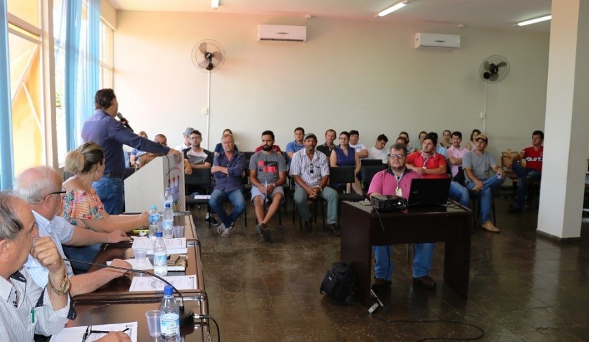 Governo municipal realiza audiência pública sobre medidas para a realização de eventos