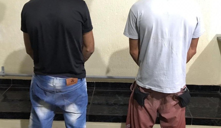 Usuários de drogas são detidos com porção de maconha e cocaína  em Capitão