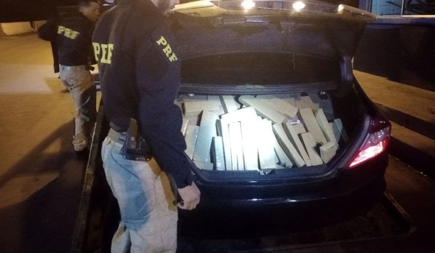 PRF apreende 310 kg de maconha na BR 163 em Lindoeste