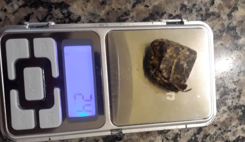 Jovens são detidos com drogas em Boa Vista da Aparecida