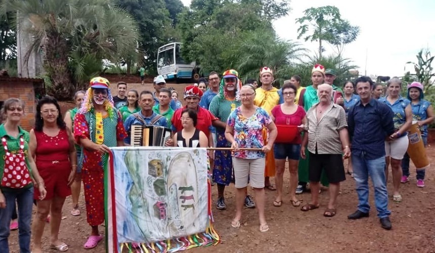 Visitas do Grupo Folia de Reis são encerradas em Capitão