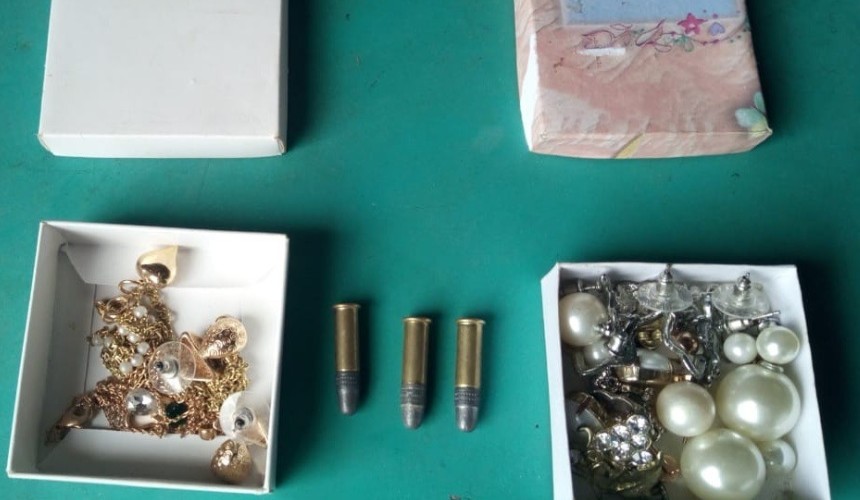 Morador encontra jóias levadas de  residência durante furtos praticados na Linha Santo Antônio em Capitão