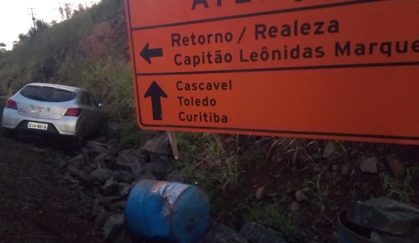 Condutor sai da pista após cochilar ao volante na BR 163 em Capitão