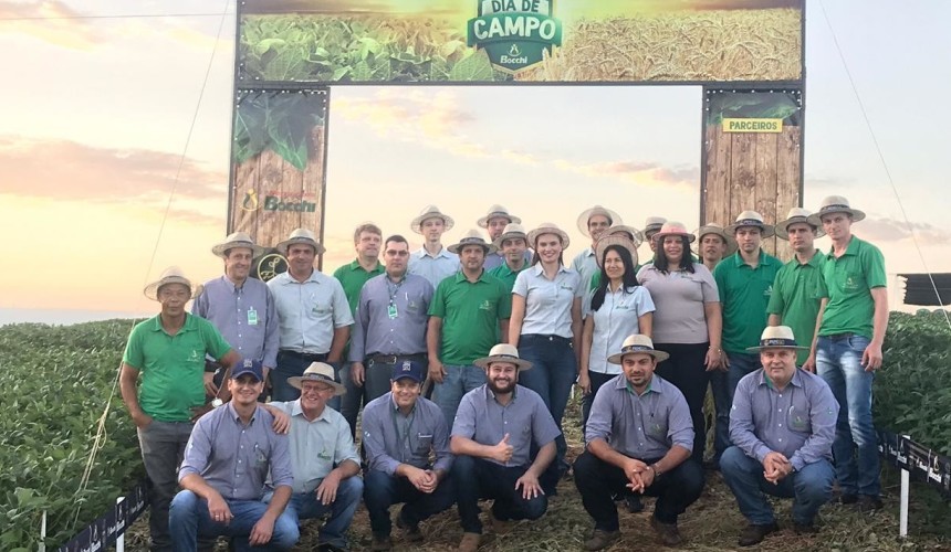 Mais de 500 agricultores da região participam do Dia de Campo Bocchi