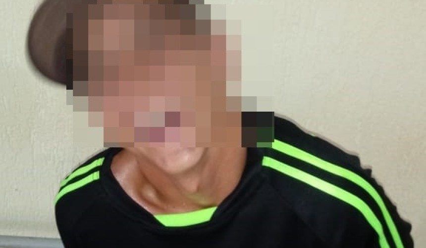 Jovem é preso vendendo objetos minutos depois de ter furtado residência em Capitão