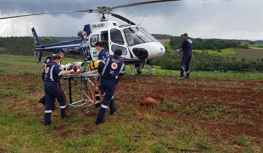 Colisão frontal deixa um morto e uma mulher grávida ferida
