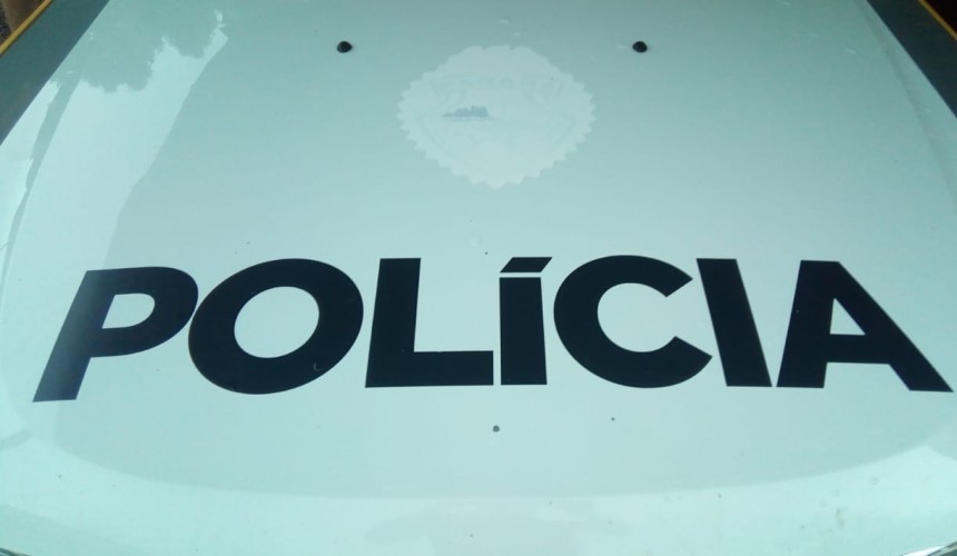 Motorista foge após colidir veiculo em carro estacionado em Capitão