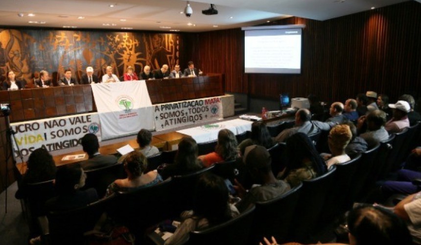 Vereadores de Capitão e representantes do MAB  participam em Curitiba de encontro sobre plano para segurança das barragens