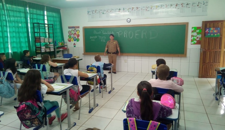 PROERD é iniciado nas escolas municipais de Capitão