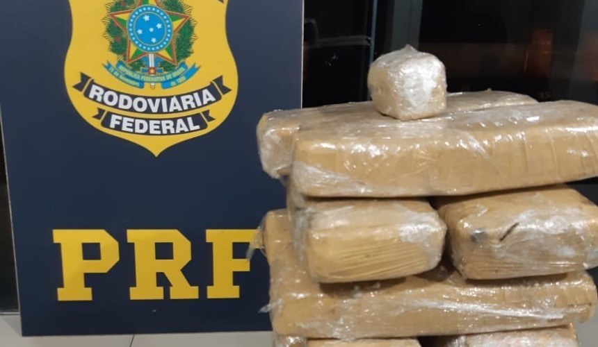 PRF apreende maconha em Lindoeste