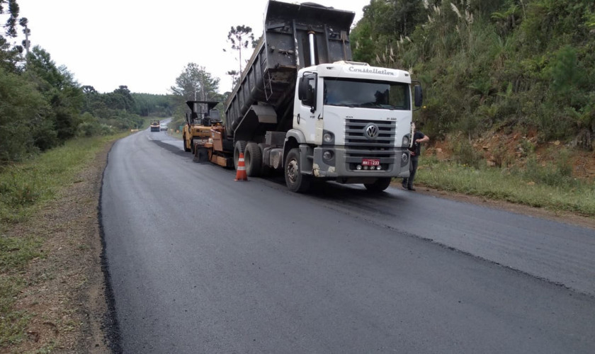 DER-PR recupera duas rodovias no Sul do Estado