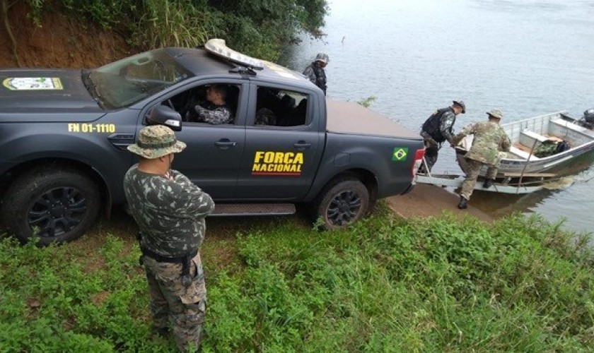 Polícia faz operação de combate a crimes ambientais no Rio Iguaçu