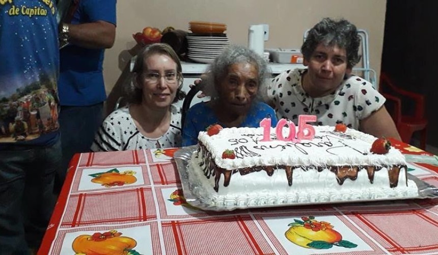 Idosa de Capitão completa 105 anos e ganha festa especial para comemorar a data