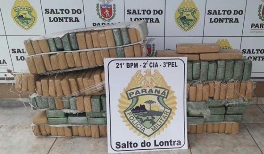 PM prende casal com quase 90 kg de maconha em Salto do Lontra