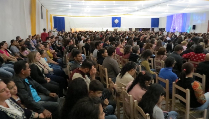 Fiéis marcam presença na segunda noite de Cerco de Jericó em Capitão